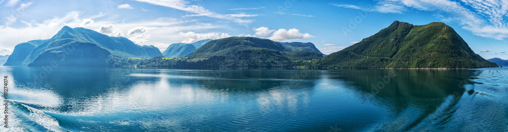 Panorama norwegische Fjorde - obrazy, fototapety, plakaty 