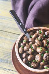 Wall Mural - Bowl of soy balsamic roasted mushrooms