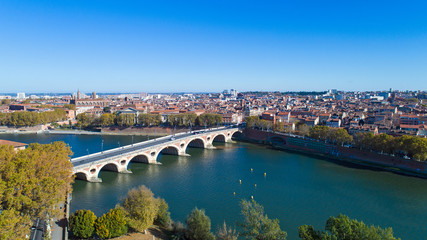 Wall Mural - Photographie aérienne du Pont Neuf, à Toulouse