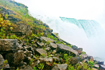 Wall Mural - niagara view from the edge of niagara falls at american side in autumn