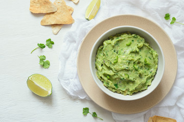 Wall Mural - Guacamole in a bowl