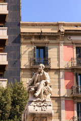 Wall Mural - Dapper Statue on La Rambla