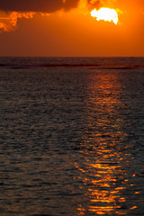 Sticker - Sonnenuntergang bei Le Morne auf Mauritius, Afrika.