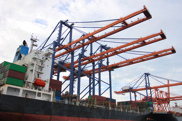 Large crane for loading and unloading.