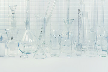 Chemical glassware