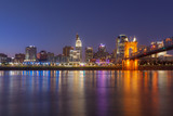 Fototapeta Miasta - Cincinnati Skyline Over the Ohio River
