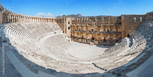 Fotomural Ancient Roman amphitheater of Aspendos near Antalya