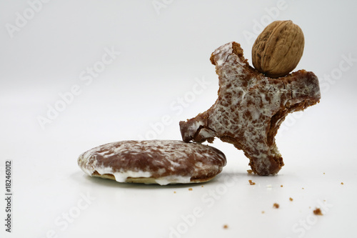 Lebkuchenmännchen "Walnusskopf" Stock-Foto | Adobe Stock