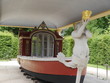 stara zdobiona łódż