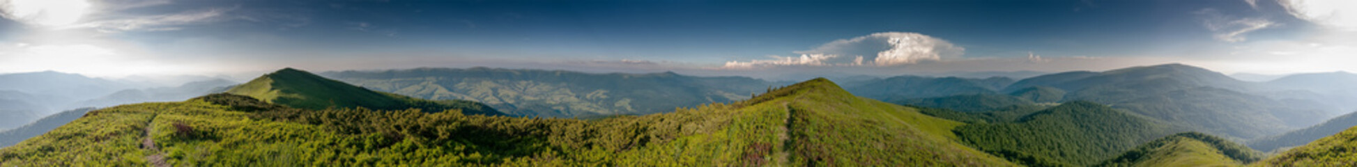 Canvas Print - Panorama of the East Carpathian mountains