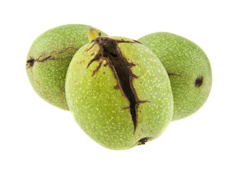 Wall Mural - walnuts isolated on white background