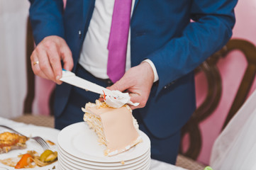 Wall Mural - The couple shared a wedding cake for serving guests 9280.