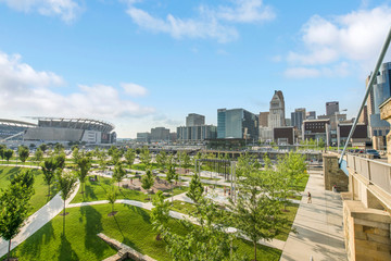 Wall Mural - Smale Riverfront Park in Cincinnati, Ohio next to the John A Roebling Suspension Bridge