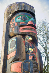 Wall Mural - Ancient colorful Totem Pole in Duncan, British Columbia, Canada.