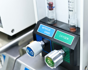 Display of Nitrous oxide and oxygen on the automatic anesthesia controller 