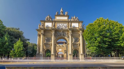 Wall Mural - Triumphal Arch of Lorraine timelapse hyperlapse on Piazza della Liberta.