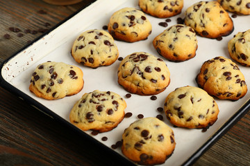 Canvas Print - Cookies with chocolate drops on baking sheet