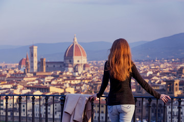 girl looking at the Florence