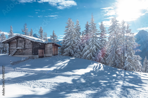 Foto-Kissen - Schihütte im Winterwald (von by paul)