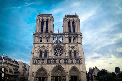 Plakat słynna katedra Notre Dame w Paryżu we Francji