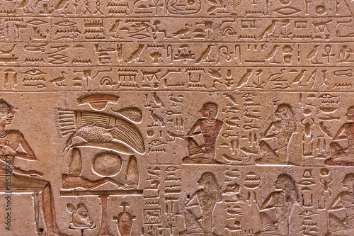 Dekoracja na wymiar  stary-egipt-pismo-swiete-w-tle