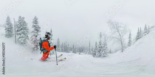 Fototapety Narciarstwo  czlowiek-narciarz-freerider-stojacy-na-szczycie-grani-przygodowy-zimowy-freeride-sport-ekstremalny