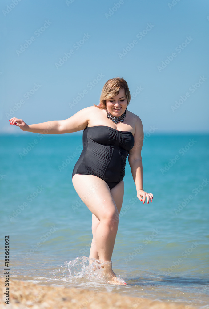Swimsuit for obese deals