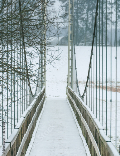 Obrazy most linowy  most-linowy-zima
