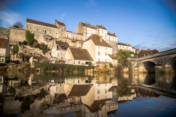 Le village de Pesmes, l'un des plus beaux villages de France, en Haute-Saône, en région Bourgogne-Franche-Comté