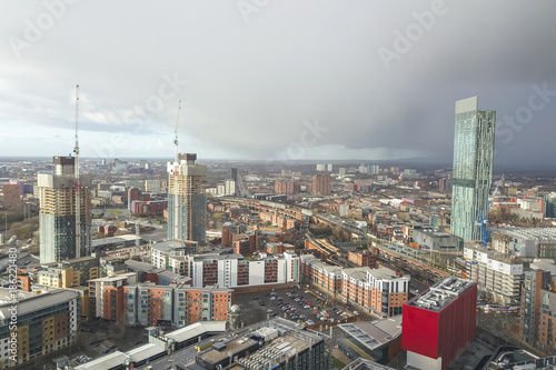 Fotografía Aerial view drone manchester city centre hilton hotel beetham tower