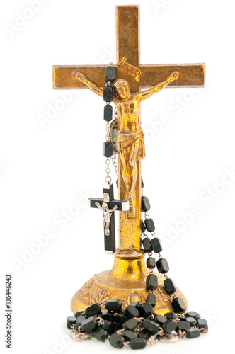 Cuadros en Lienzo Rosary Beads hanging on an old, brass crucifix