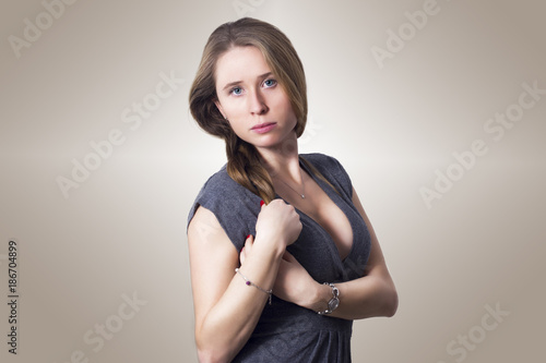 Fotografía Sensuality beautiful blonde woman with fashion and elegant dress