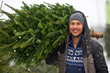 © pikselstock - Man Buying Christmas Tree