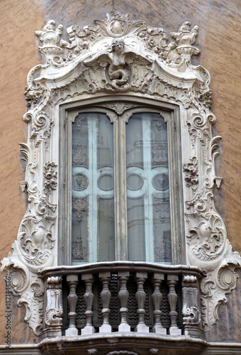 Fenster Mit Balustrade An Der Fassade Des Palacio Marques De Dos