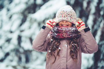 Little girl outdoor in winter