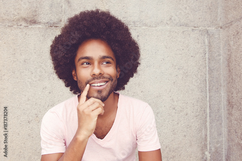 Fotomural Thinking african american hipster man