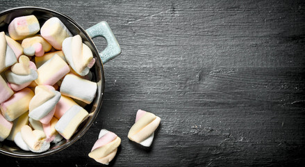 Canvas Print - Marshmallow in a bowl.