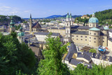 Fototapeta Miasto - Panoramic view of the historic city of Salzburg