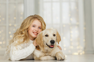 Poster - Little girl with golden retriever