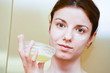 Model using natural treatement of albumen or egg white to relieve dark circles