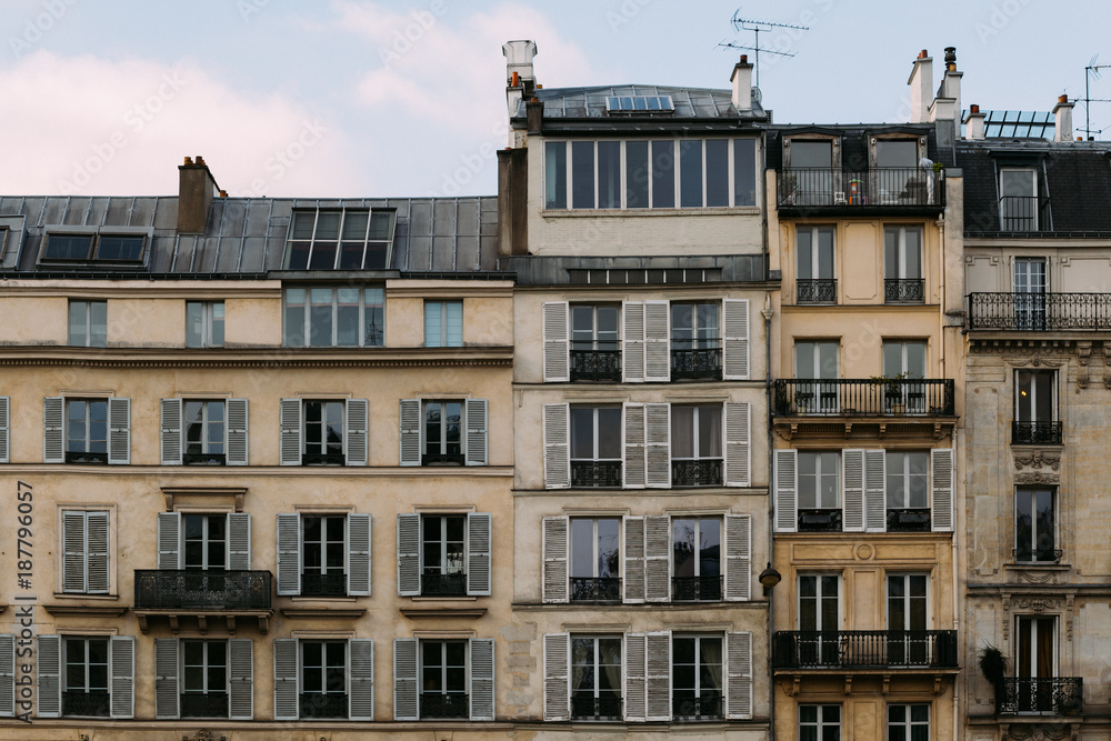 Shutters on Windows of Parisian Building  - obrazy, fototapety, plakaty 