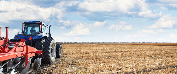 Poster - Agricultural machinery works in the field