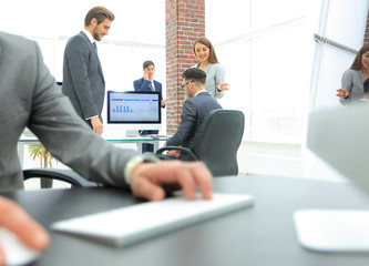 Poster - elegant professional businessman working on the computer