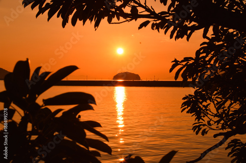 日本の風景 Japanese Landscape 夕日を背景に輝く田舎の漁港 芦北町海岸 Countryside Fishing Port That Shines Against The Sunset Ashikita Machi Coast Buy This Stock Photo And Explore Similar Images At Adobe Stock Adobe Stock 日本の風景 Japanese Landscape 夕日を背景に輝く田舎の漁港 芦北町海岸 Countryside Fishing Port That Shines Against The Sunset Ashikita Machi Coast Buy This Stock Photo And Explore Similar Images At Adobe Stock Adobe Stock