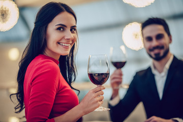 Wall Mural - Romantic couple in restaurant