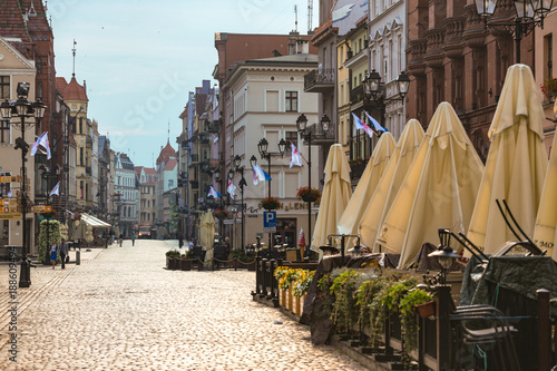 Plakat Toruń  widok-na-ulice-staropolskie-miasto-torun