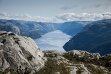 Fototapeta  - preikestolen, noruega, vistas panorámicas al fiordo