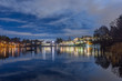 © Roland - Nattvy över villor och hus vid en sjö i Skuru Stockolm