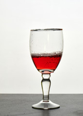 Wall Mural - red wine in the glass