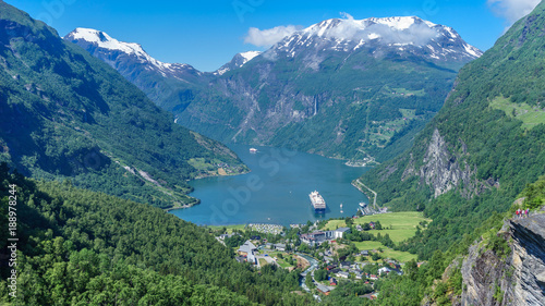 Photographie Vogelperspektive auf den Geiranger Fjord